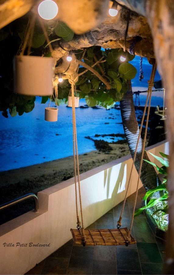 Villa petit boulevard de la plage Saint Pierre Extérieur photo