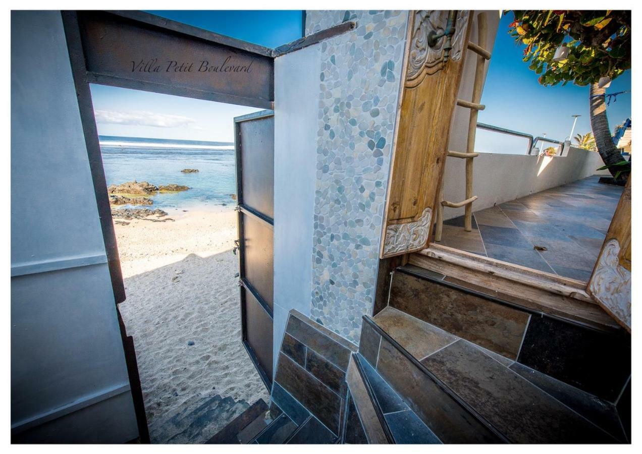 Villa petit boulevard de la plage Saint Pierre Extérieur photo