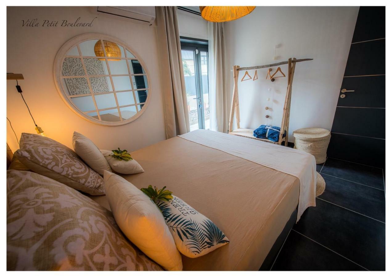 Villa petit boulevard de la plage Saint Pierre Extérieur photo