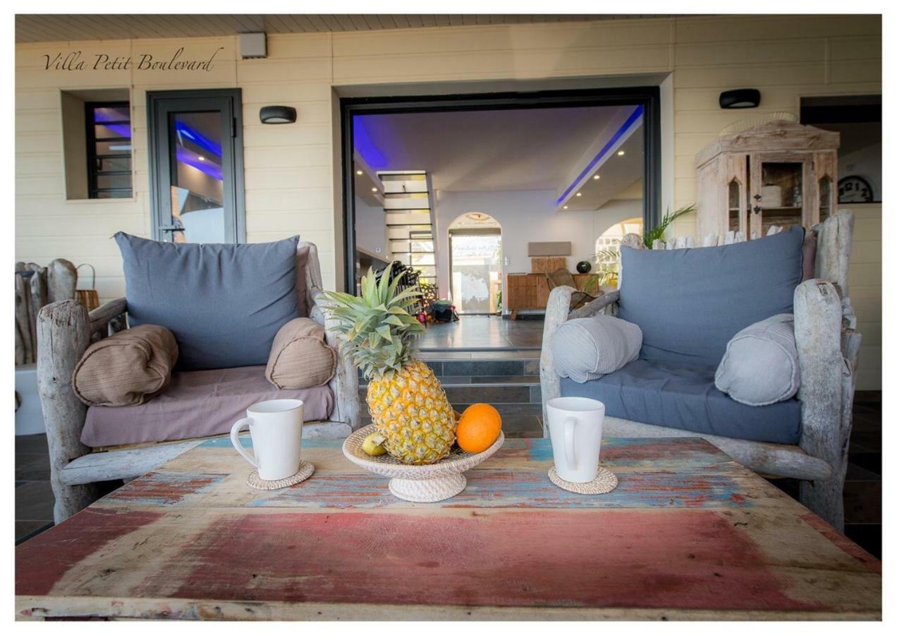 Villa petit boulevard de la plage Saint Pierre Extérieur photo